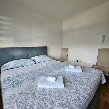 Apartman Divanhana *